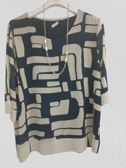Blusa conformata art. 2108