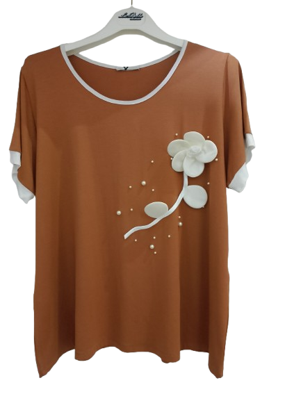 T-shirt con fiore art. 99